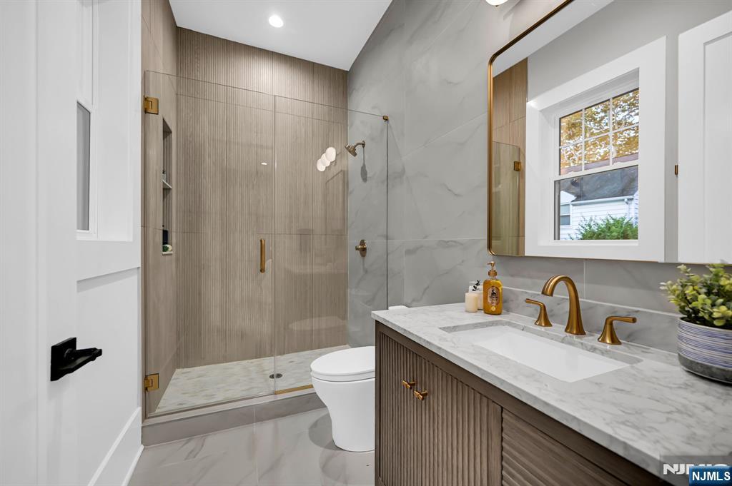 4 Athens Road Short Hills, NJ 07078 - Photo 6 of 50