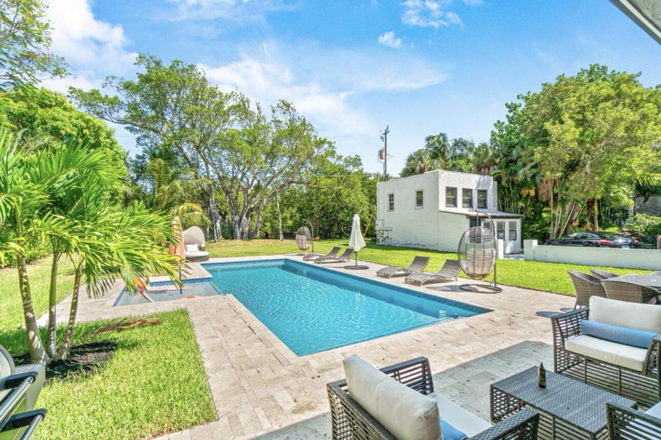 50 Coconut Lane Ocean Ridge, FL 33435 - Photo 8 of 14 50 Coconut Lane