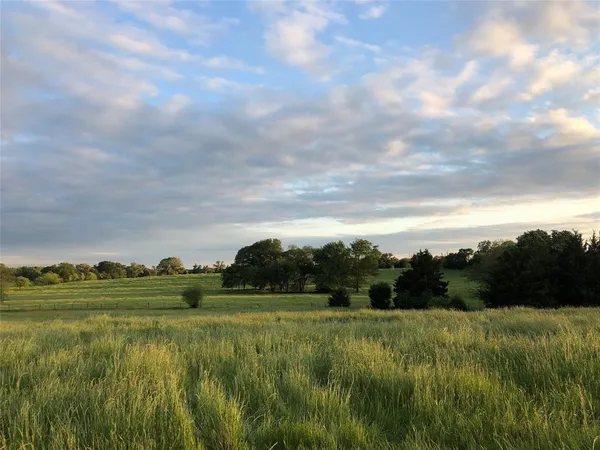 $754,113 | 3739 West Fm 515, Como, TX 75431