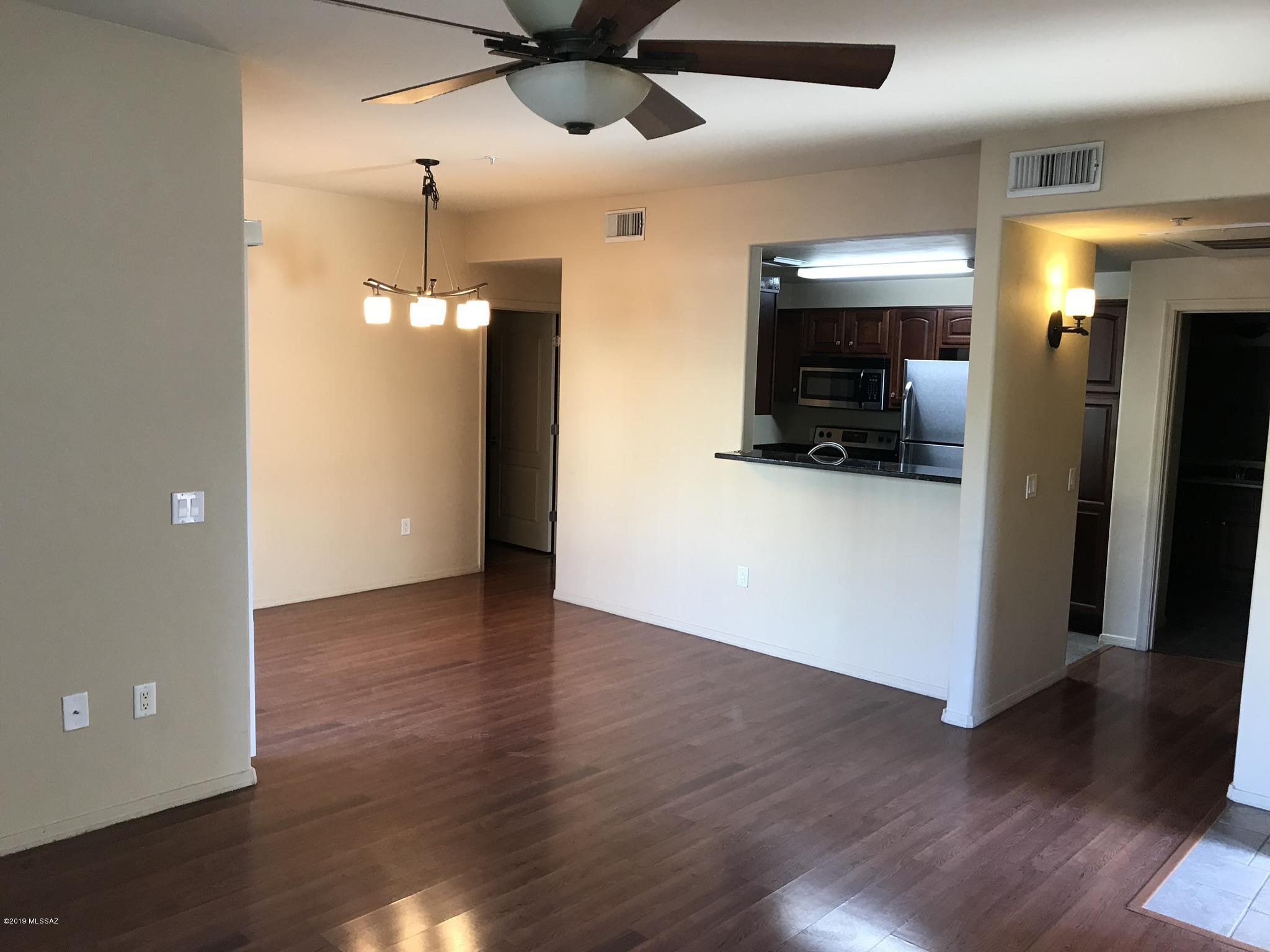 2550 East River Road, Unit 16106 Tucson, AZ 85718 - Photo 2 of 28