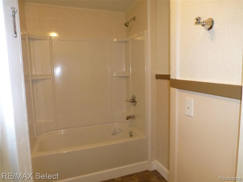 501 Main Street Fenton, MI 48430 - Photo 31 of 31