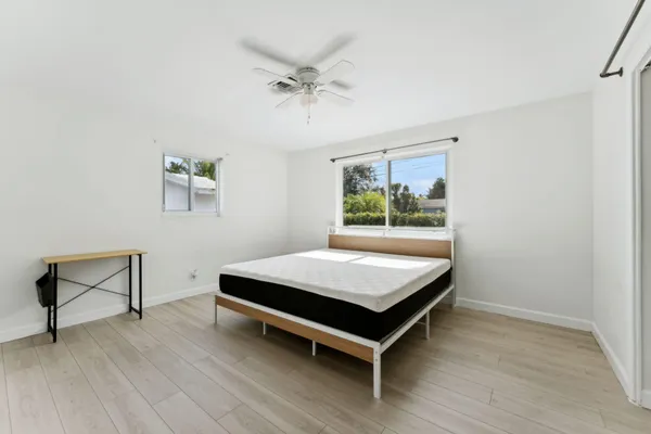 $3,600 | 239 Southeast 34th Avenue, Boynton Beach, FL 33435