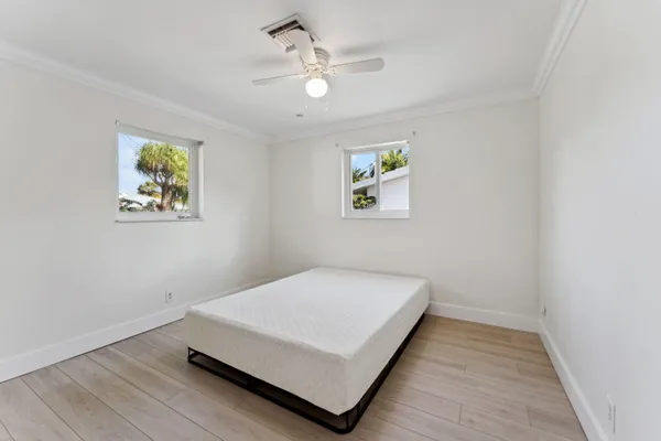 $3,600 | 239 Southeast 34th Avenue, Boynton Beach, FL 33435