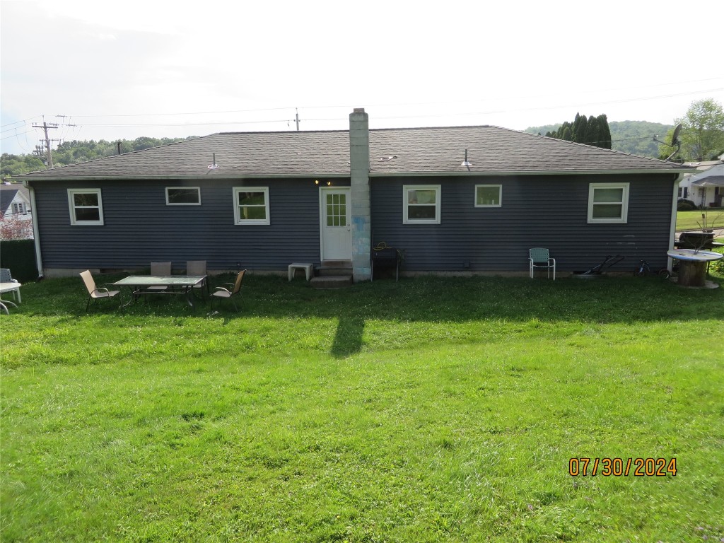 310 Boswell Hill Road Endicott, NY 13760 - Photo 4 of 28
