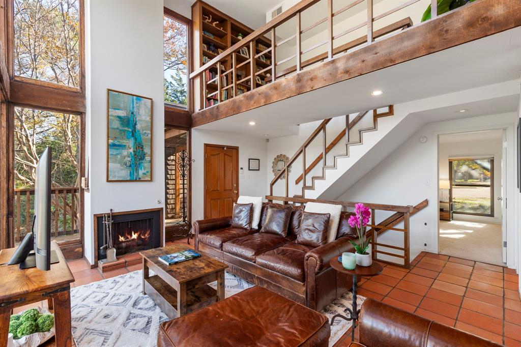 3161 Brincrest Circle Farmers Branch, TX 75234 - Photo 9 of 39