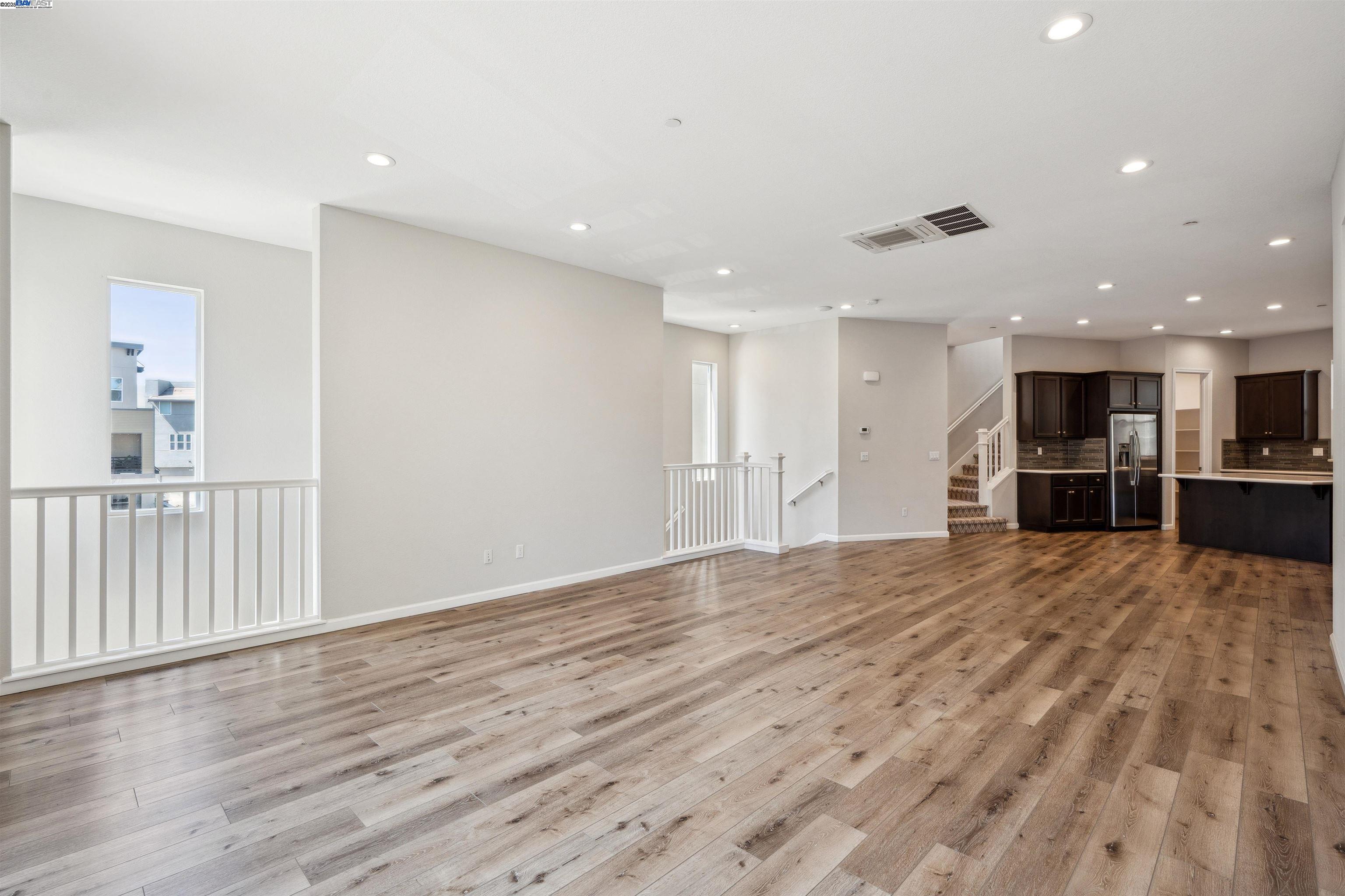 5813 Huntley Avenue Dublin, CA 94568 - Photo 11 of 56