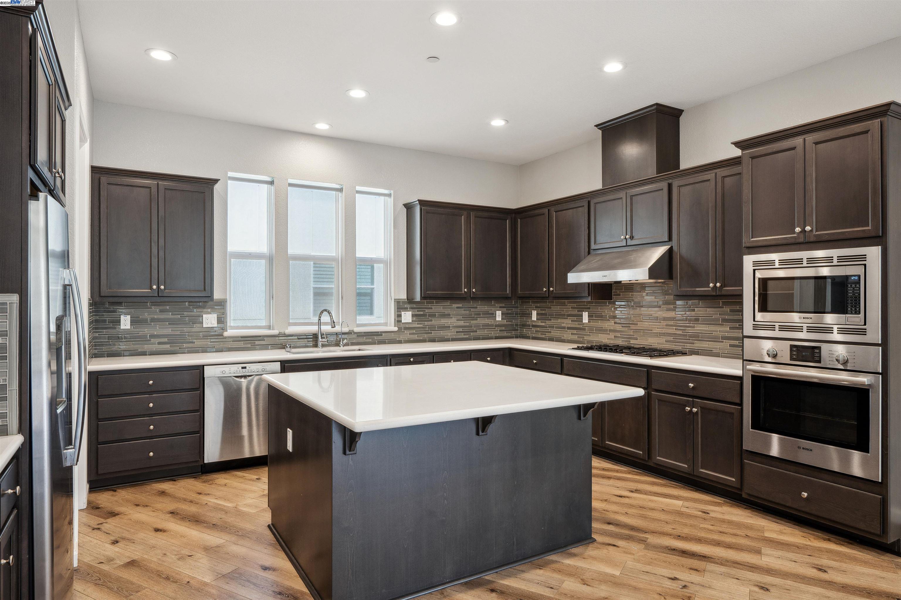 5813 Huntley Avenue Dublin, CA 94568 - Photo 19 of 56