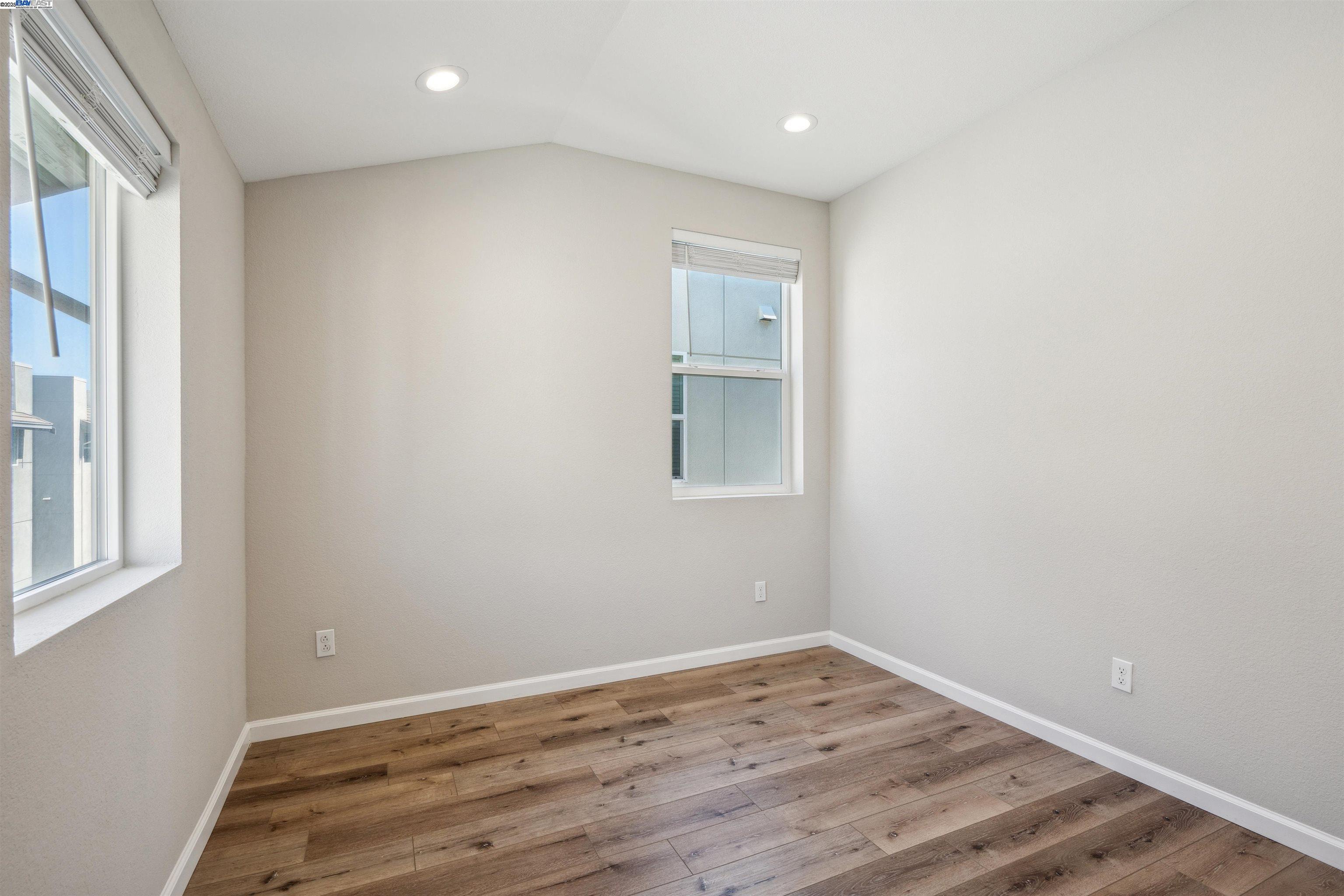 5813 Huntley Avenue Dublin, CA 94568 - Photo 29 of 56