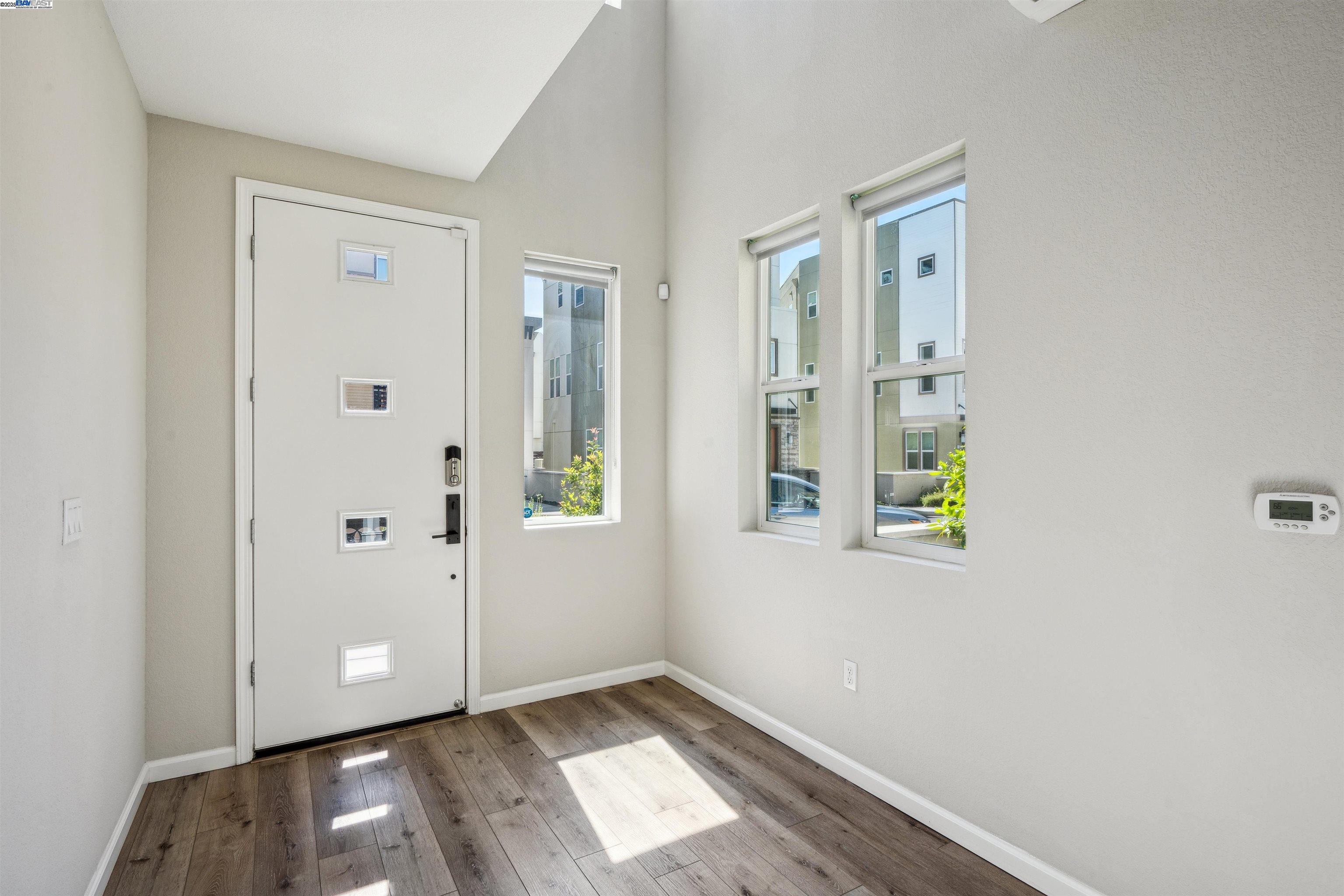 5813 Huntley Avenue Dublin, CA 94568 - Photo 5 of 56