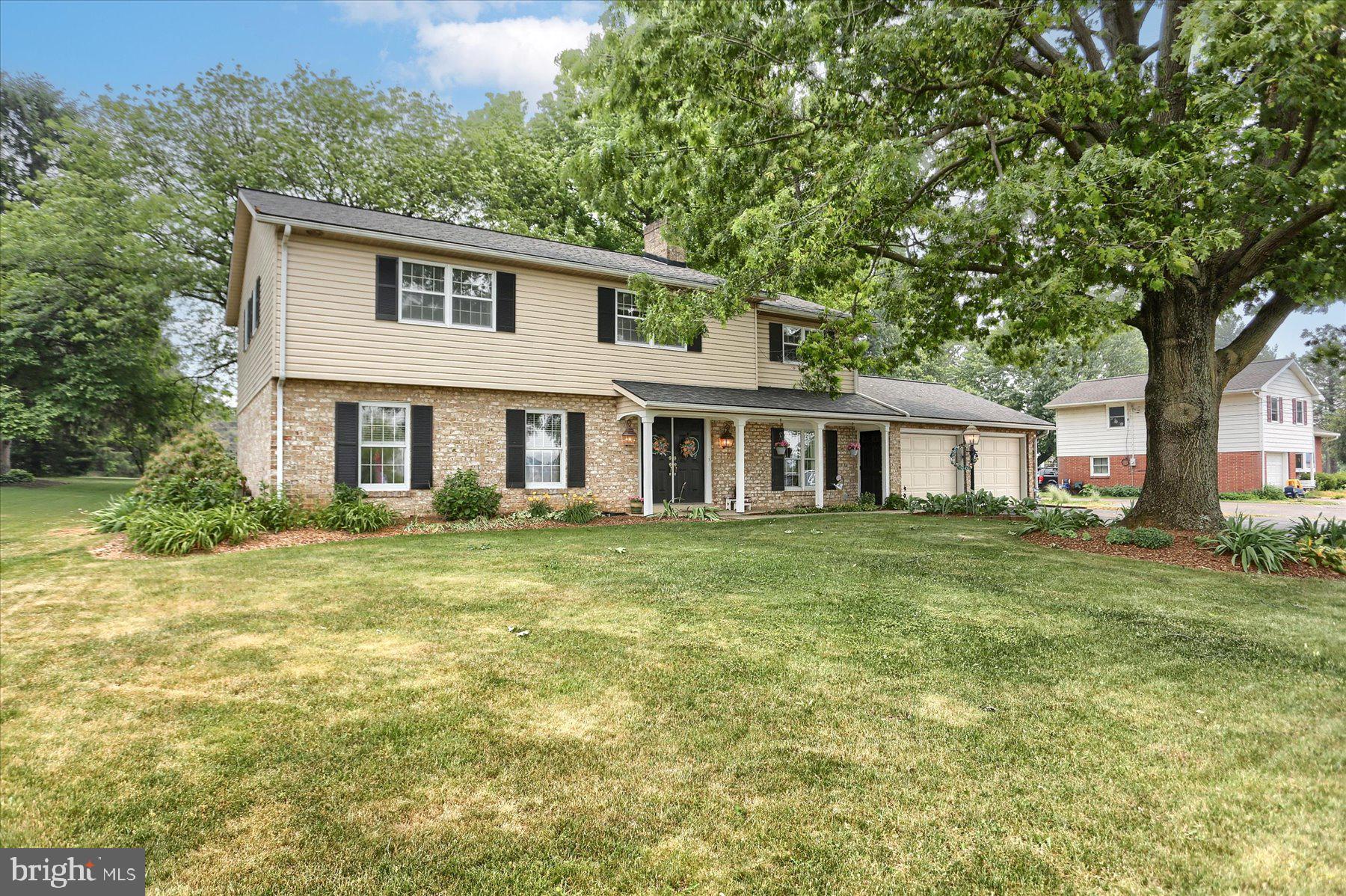 1801 Rohrerstown Road East Petersburg, PA 17520 - Photo 2 of 37 Front View