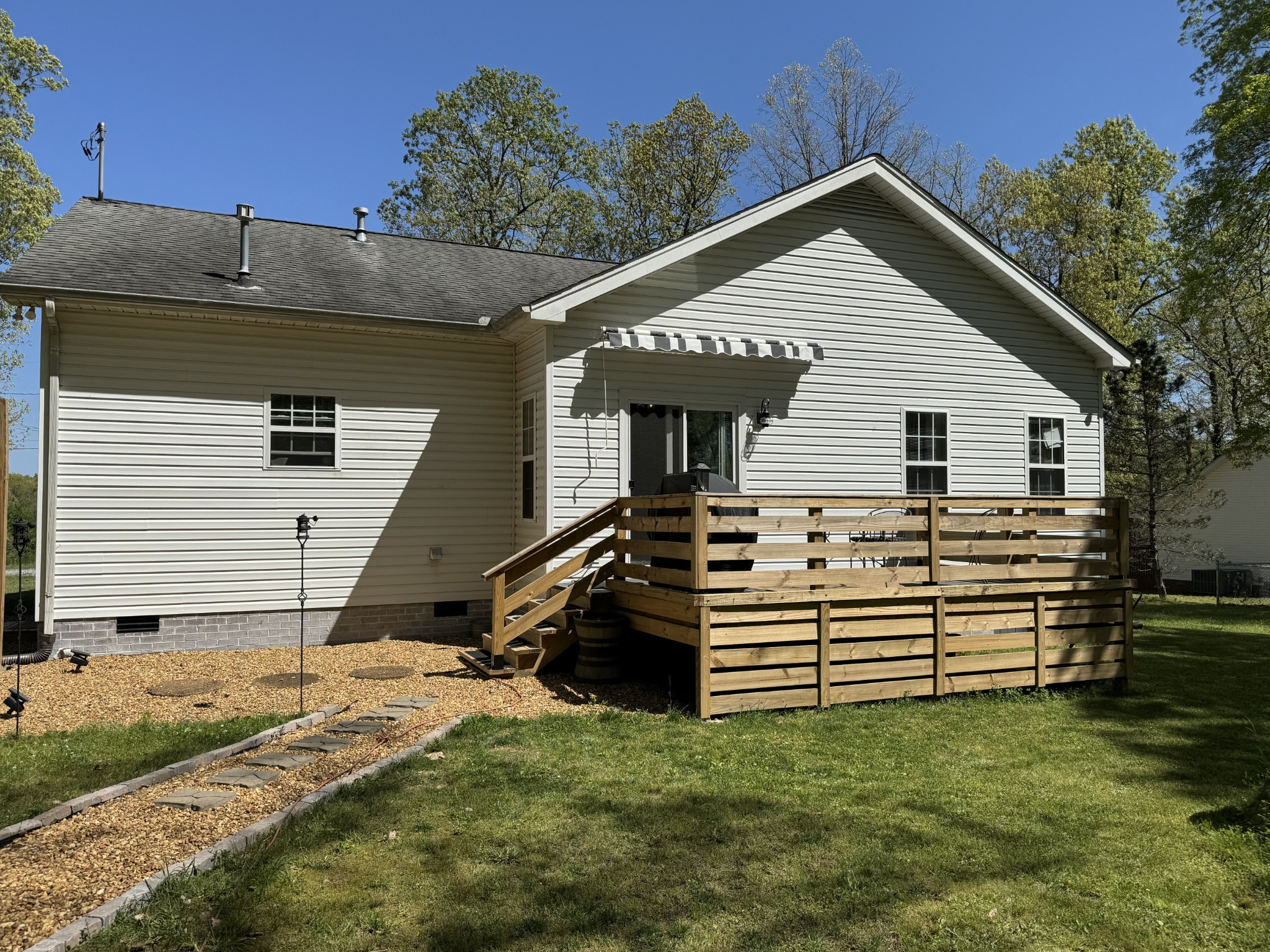 284 Baker Road Dickson, TN 37055 - Photo 8 of 36 a view of a house with a yard