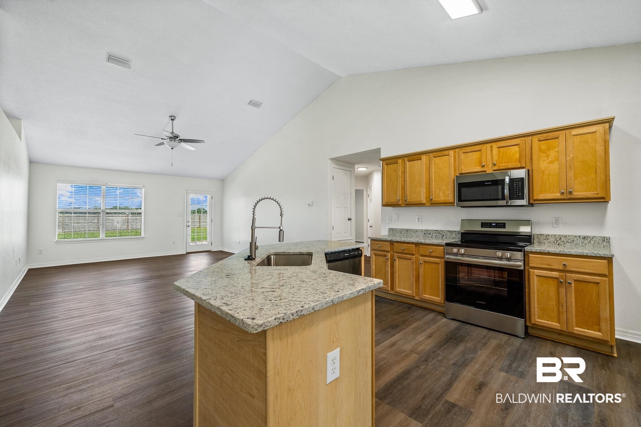 27794 Rileywood Drive Daphne, AL 36526 - Photo 8 of 28 Gallery Image 8