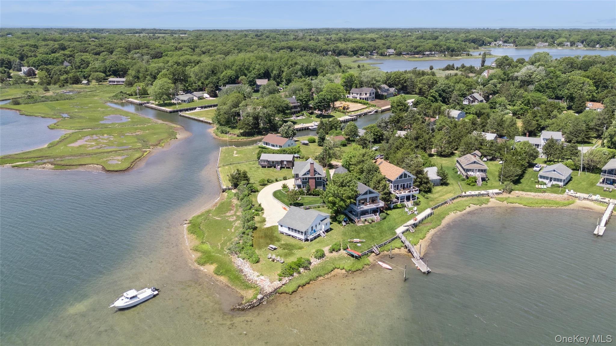 723 Private Road, Unit 12 Southold, NY 11971 - Photo 4 of 32