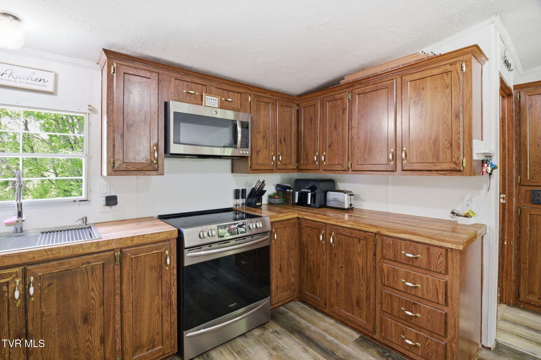 150 Carlton Ridge Lane Greeneville, TN 37745 - Photo 21 of 34 21-web-or-mls-DZ3A1813