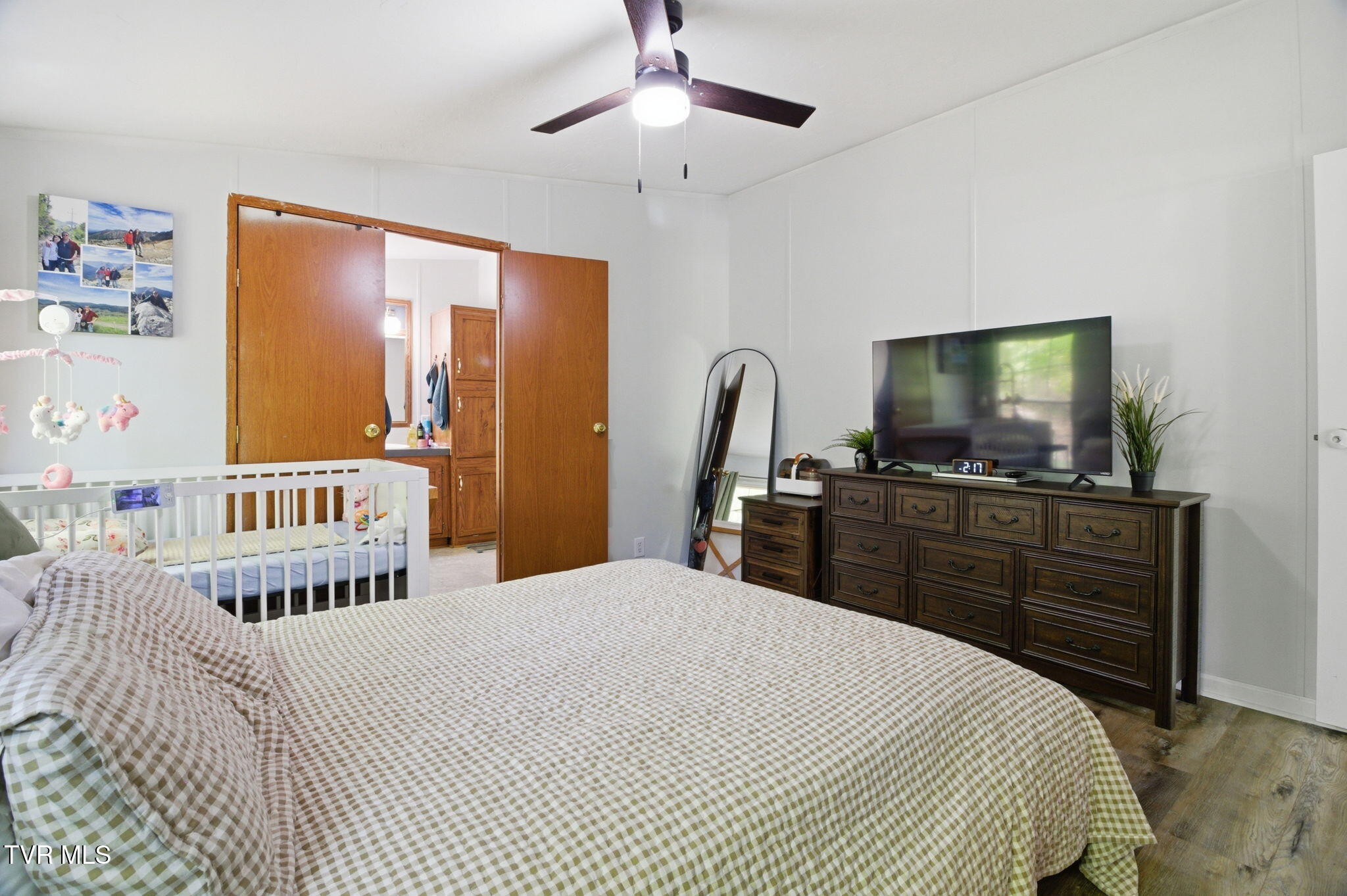 150 Carlton Ridge Lane Greeneville, TN 37745 - Photo 23 of 34 23-web-or-mls-DZ3A1821