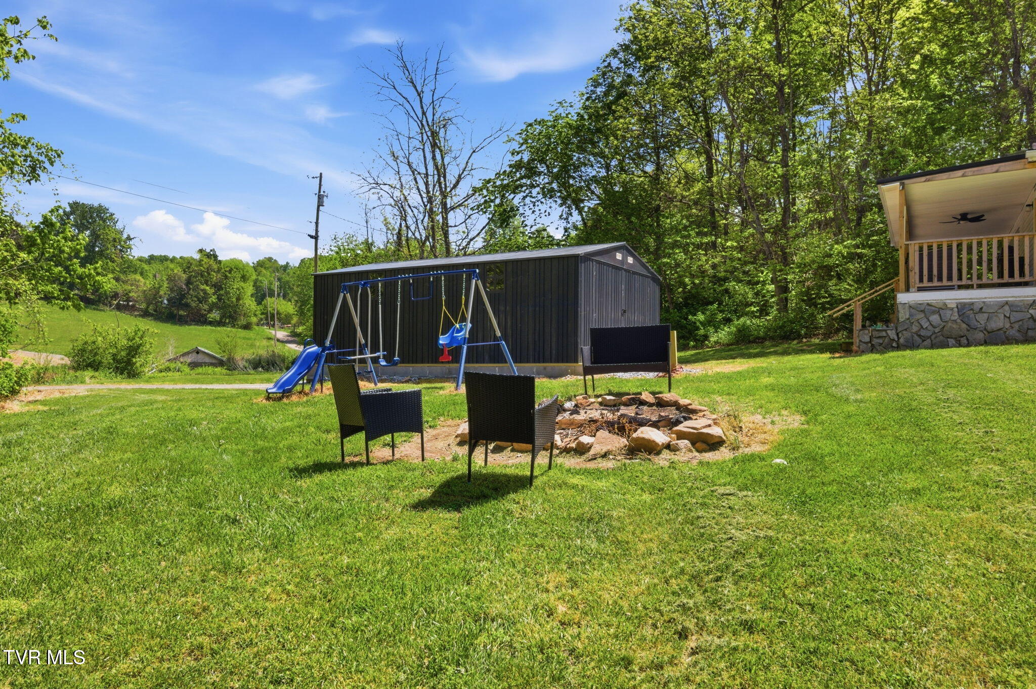 150 Carlton Ridge Lane Greeneville, TN 37745 - Photo 5 of 34 5-web-or-mls-DZ3A1757