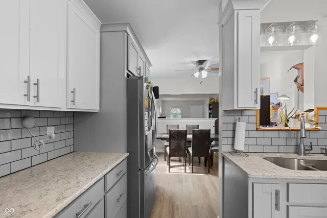 $280,000 | 439 South Oakland Avenue, Indianapolis, IN 46201