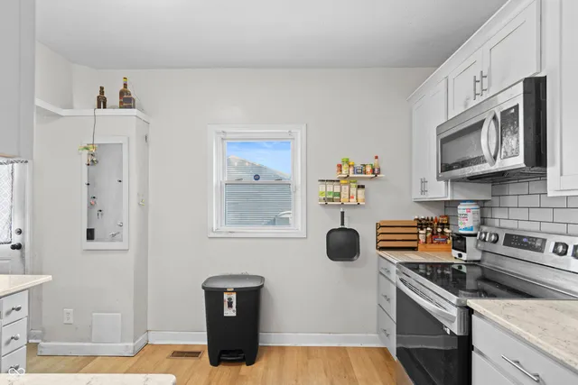 $280,000 | 439 South Oakland Avenue, Indianapolis, IN 46201