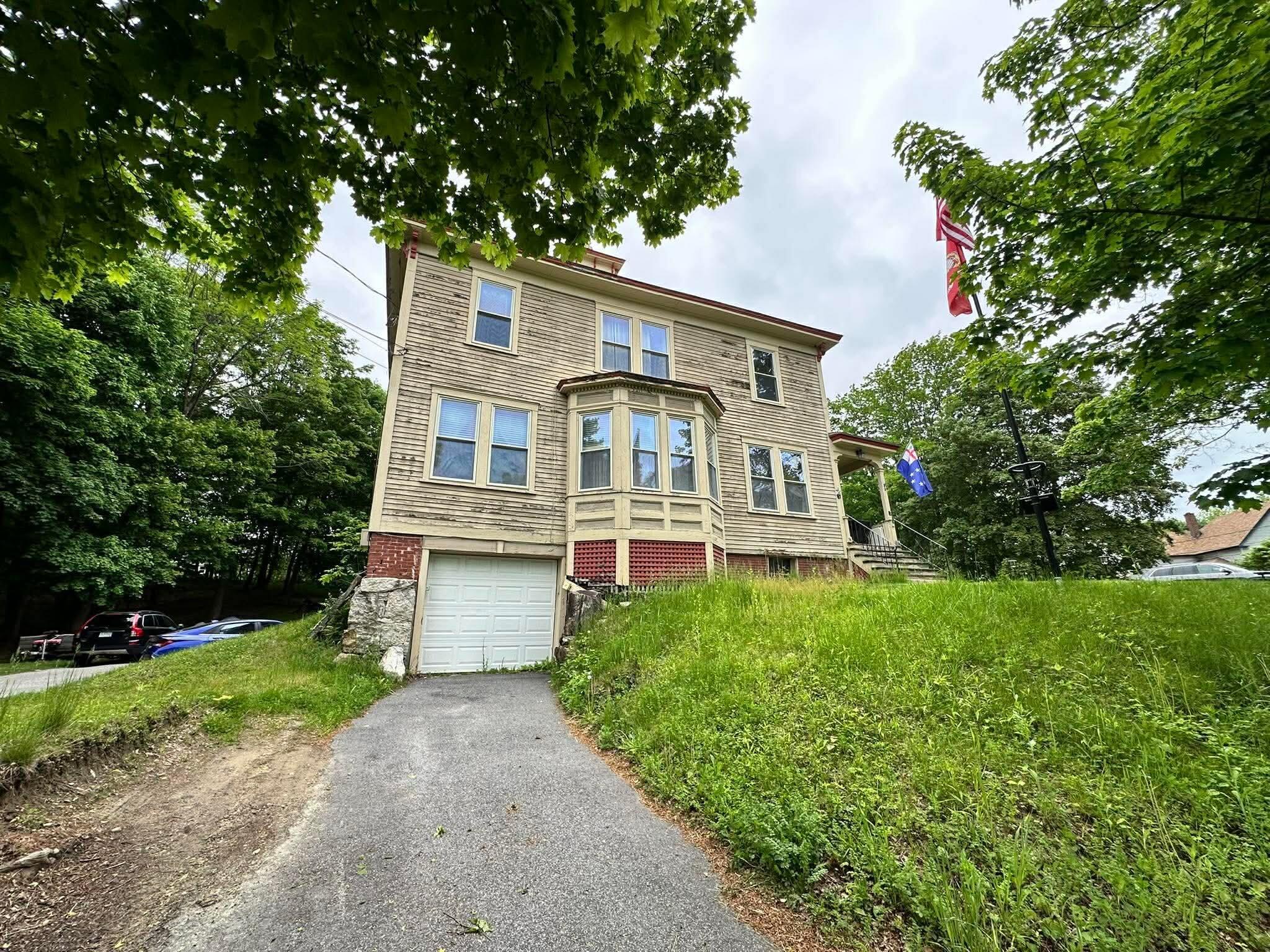 4 Haskell Street, Unit 1 Auburn, ME 04210 - Photo 6 of 34 SIDE