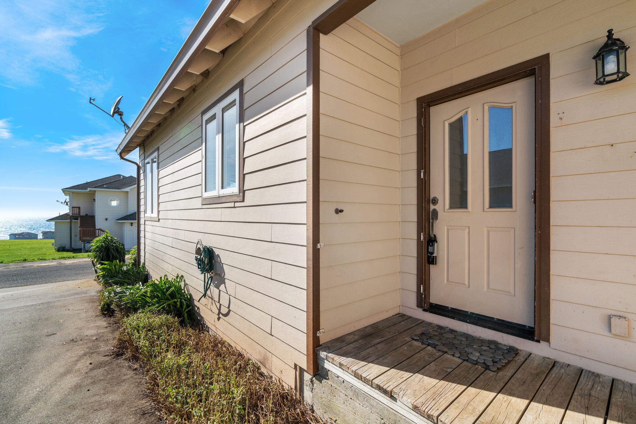 124 Sea View Road Whitethorn, CA 95589 - Photo 4 of 31 4-web-or-mls-DB100004