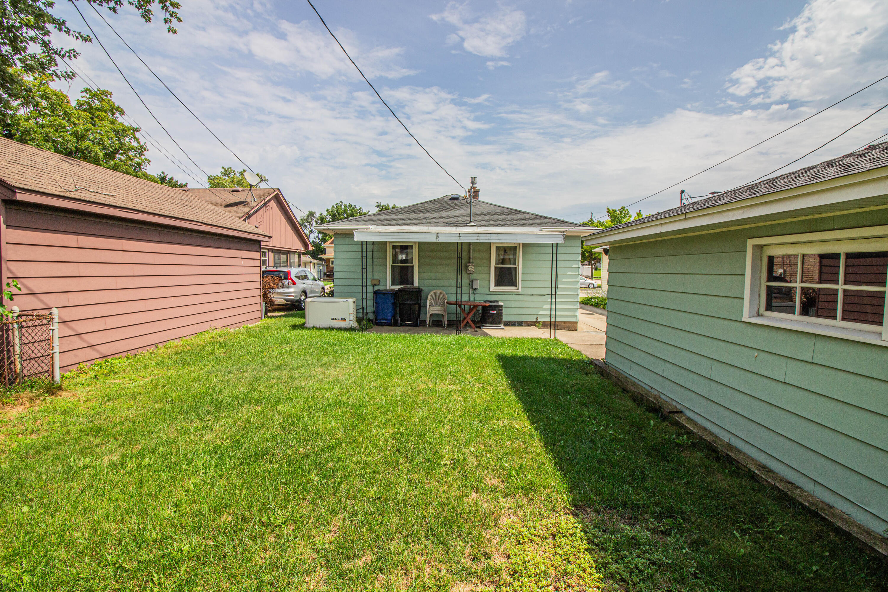 226 Mertens Avenue Racine, WI 53405 - Photo 12 of 27 Backyard