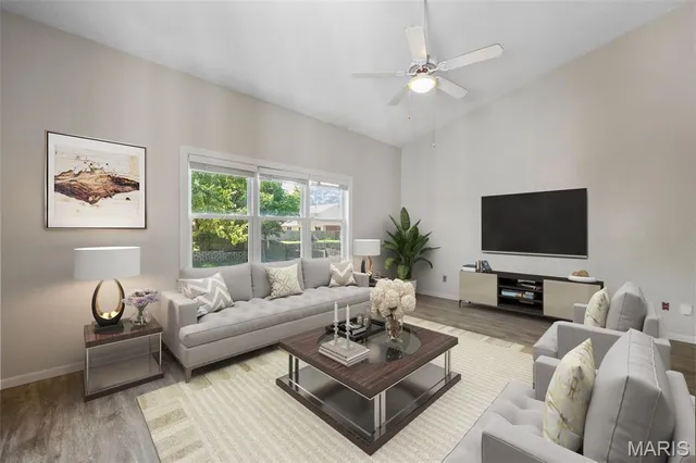 $375,000 | 9810 Big Bend Road, Crestwood, MO 63126