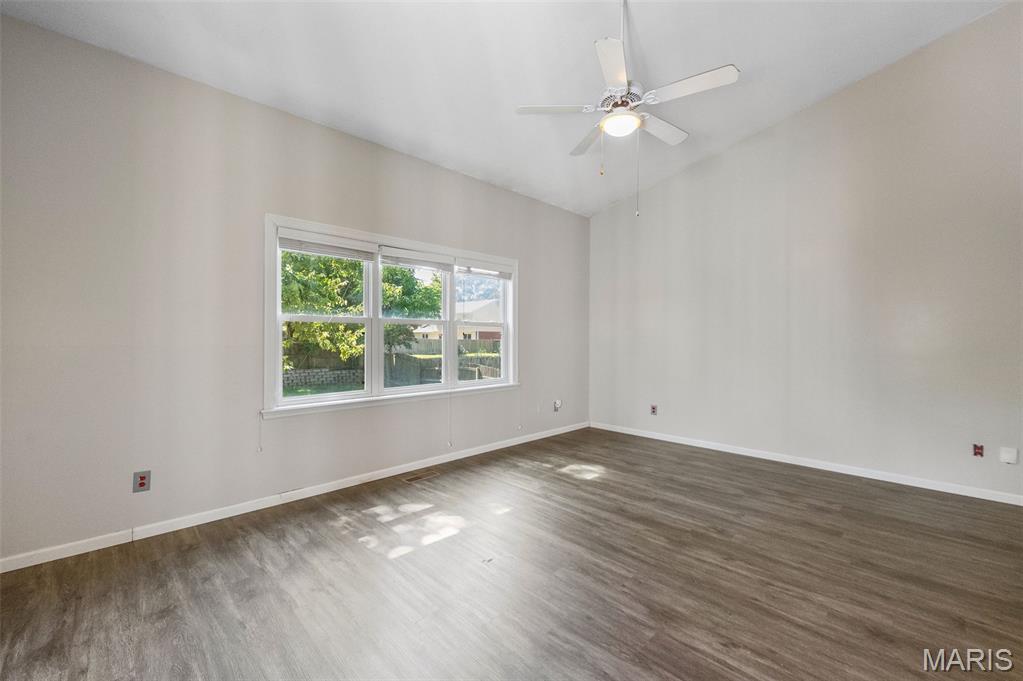 9810 Big Bend Road Crestwood, MO 63126 - Photo 16 of 34