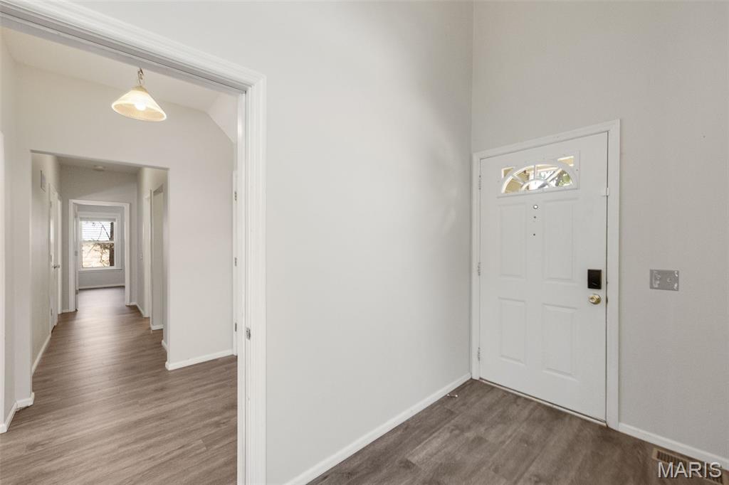 9810 Big Bend Road Crestwood, MO 63126 - Photo 5 of 34