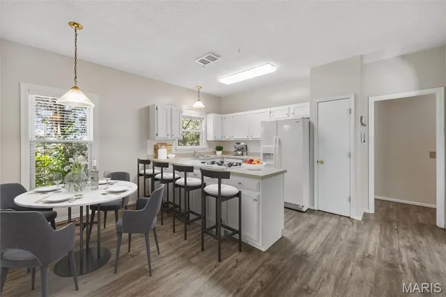 $375,000 | 9810 Big Bend Road, Crestwood, MO 63126