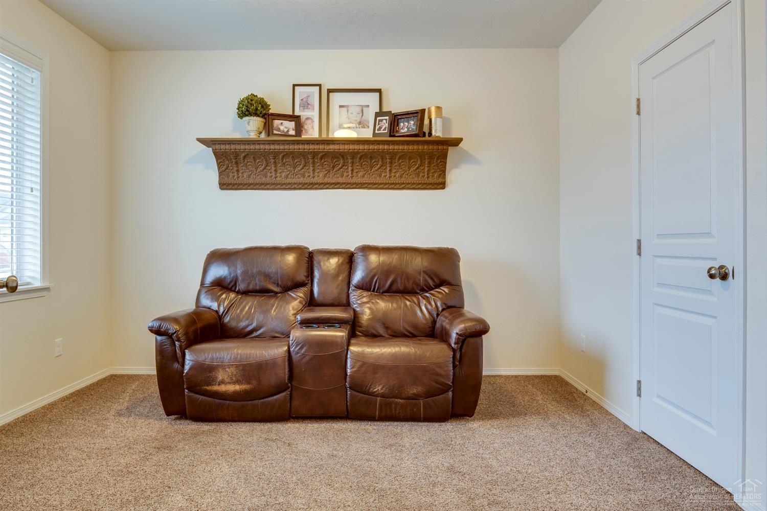 61811 Southeast Rolo Court Bend, OR 97702 - Photo 3 of 24 Additional Photo