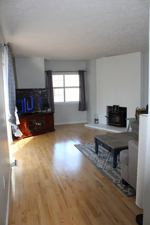 41 East Bluff Road, Unit 41 Ashland, MA 01721 - Photo 7 of 29 Gallery Image 7