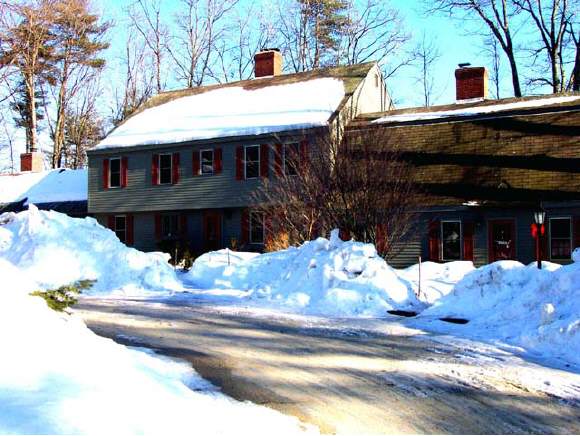 17 Coach Road, Unit 17 Exeter, NH 03833 - Photo 1 of 1