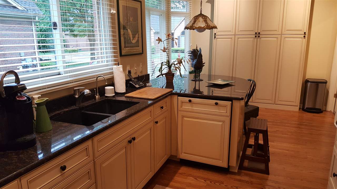 1130 Bluebird Drive Rochester, MI 48307 - Photo 11 of 66 31320407-10.JPG