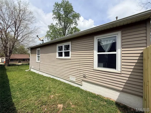 $99,900 | 340 North Bedford Street, Puxico, MO 63960