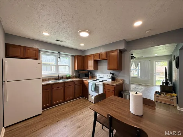 $99,900 | 340 North Bedford Street, Puxico, MO 63960
