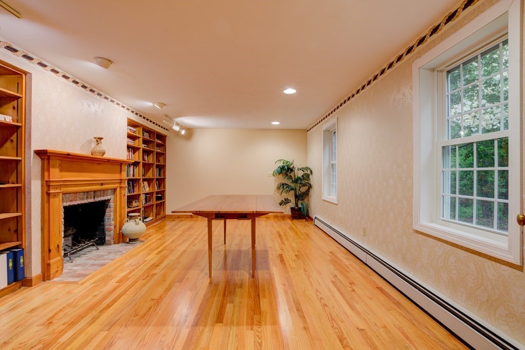 6 Elliott Road Sterling, MA 01564 - Photo 12 of 39 Gallery Image 12