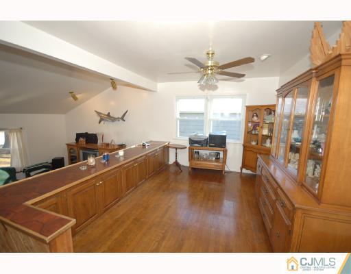 24 Academic Road East Brunswick, NJ 08816 - Photo 3 of 10 Gallery Image 3