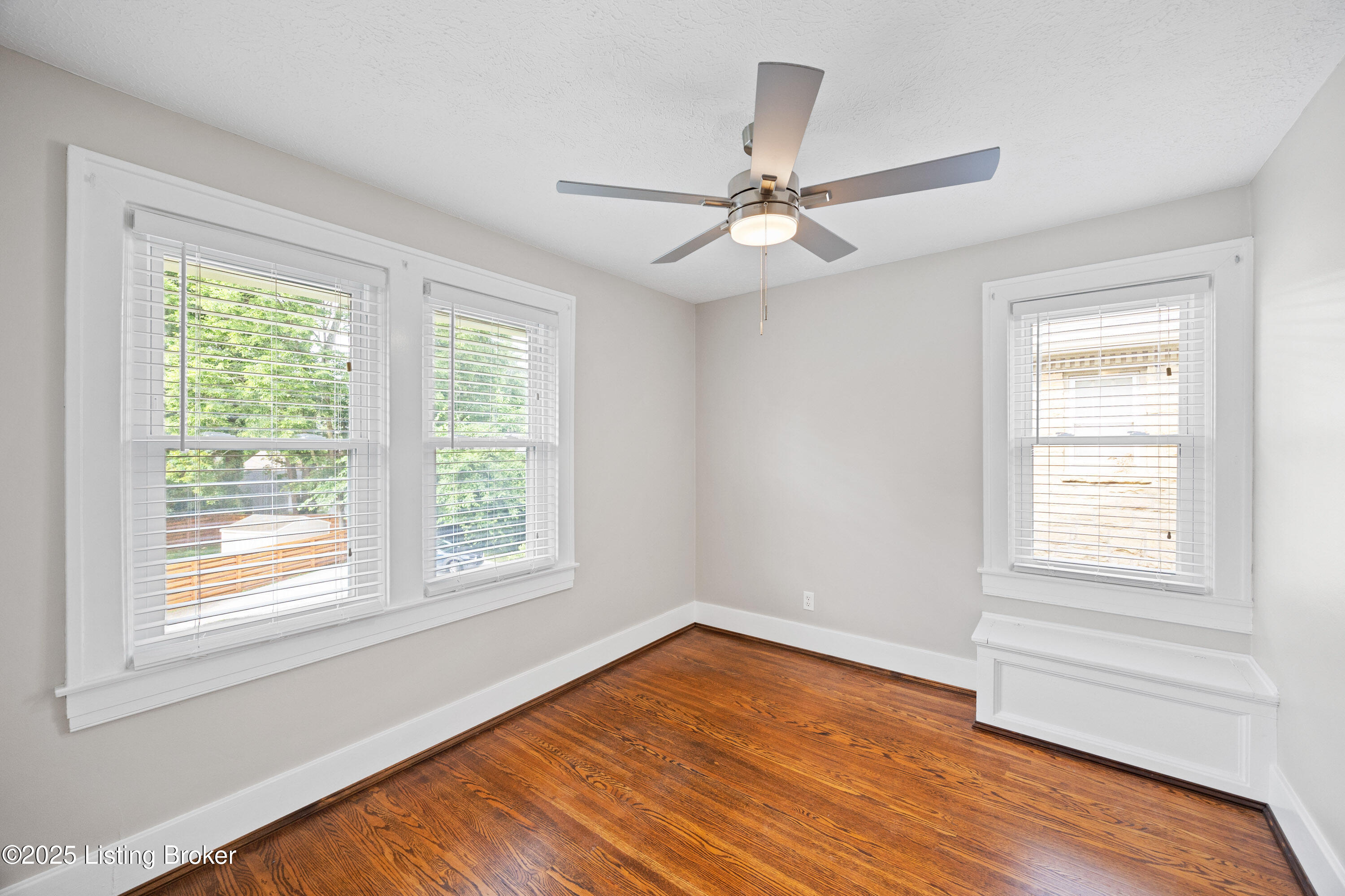 3224 Lexington Road Louisville, KY 40206 - Photo 20 of 32 020