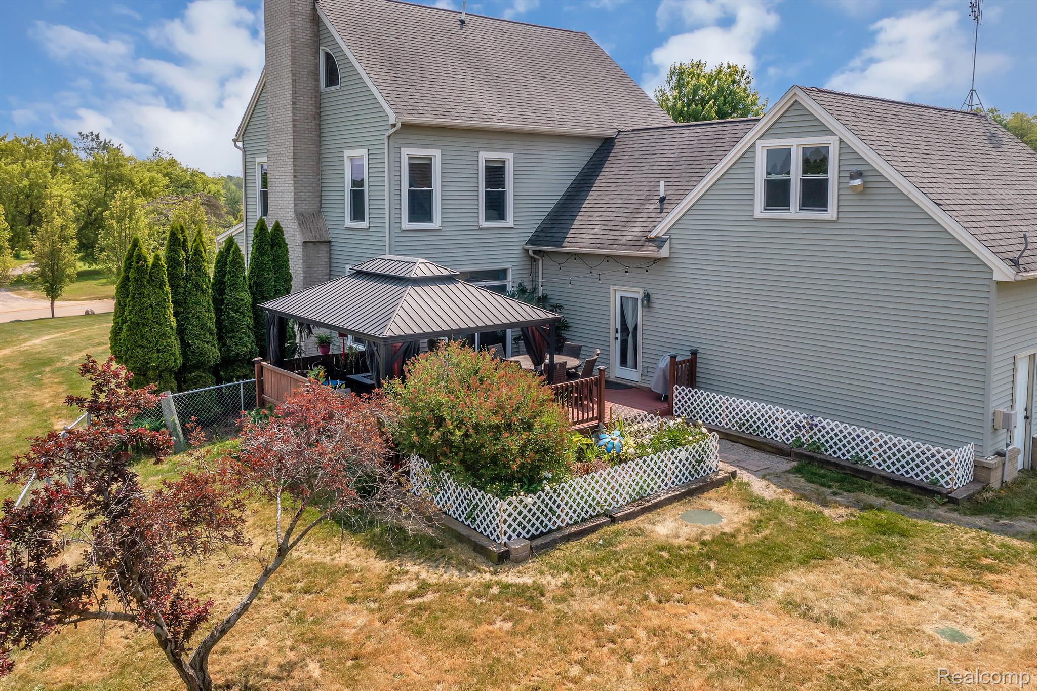 5601 Green Road Fenton, MI 48430 - Photo 43 of 59 Side View