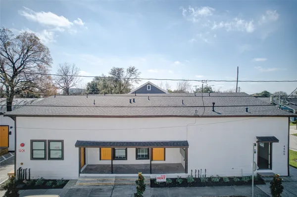 a view of building with outdoor space