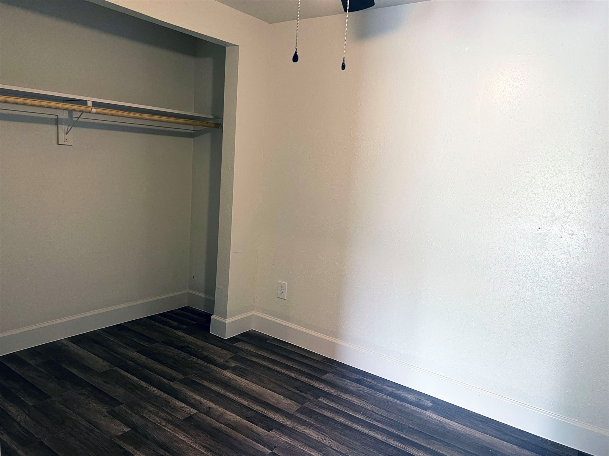 201 Eastwood Street, Unit 2 Houston, TX 77011 - Photo 6 of 16