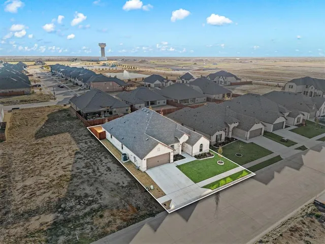 $465,850 | 1019 Silver Sage Drive, Justin, TX 76247