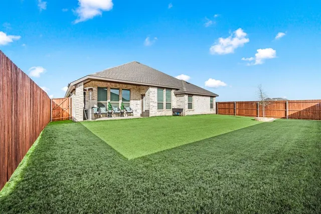 $465,850 | 1019 Silver Sage Drive, Justin, TX 76247