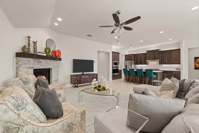 $465,850 | 1019 Silver Sage Drive, Justin, TX 76247