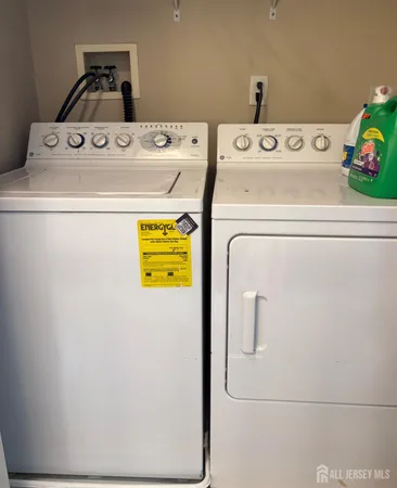 $3,400 | 39 Rozalyn Lane, South Amboy, NJ 08879