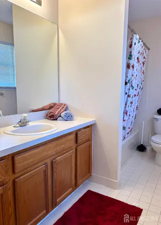 $3,400 | 39 Rozalyn Lane, South Amboy, NJ 08879