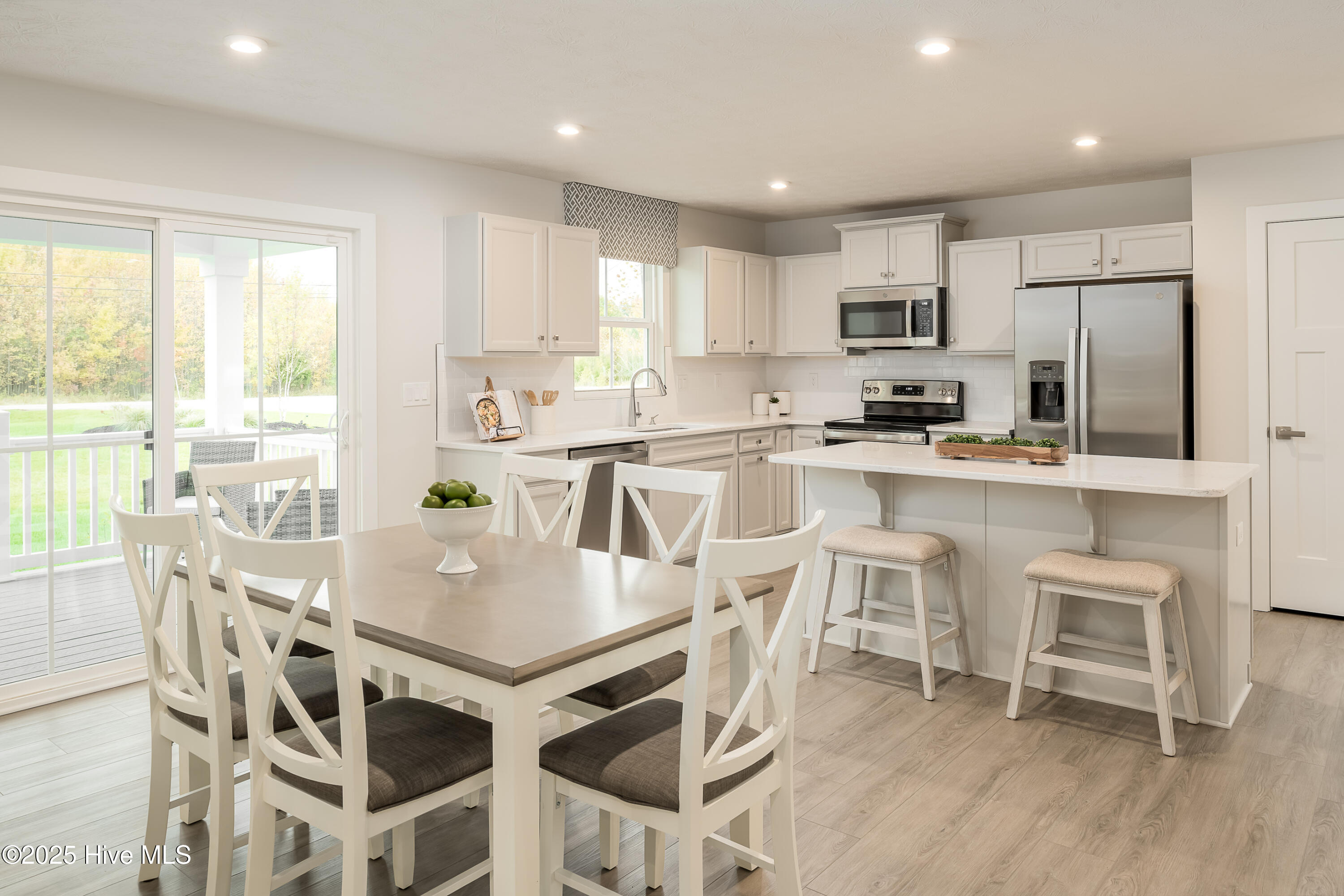 959 Rindlewood Trail Northeast Bolivia, NC 28422 - Photo 3 of 31 RH - Grand Cayman - Forest Grove-12