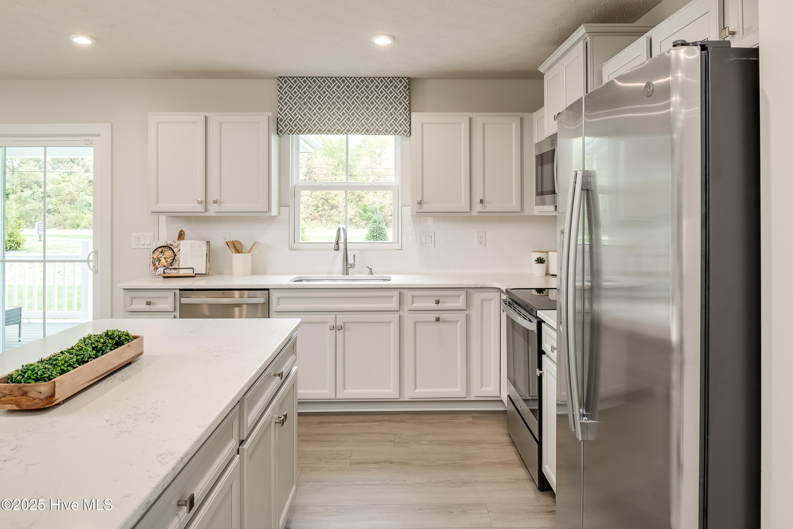 959 Rindlewood Trail Northeast Bolivia, NC 28422 - Photo 7 of 31 RH - Grand Cayman - Forest Grove-16