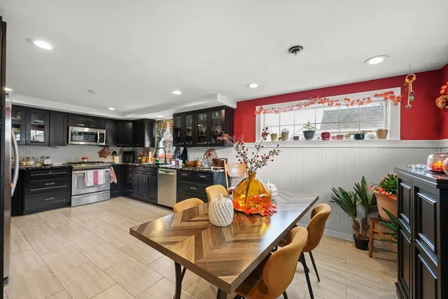 $340,000 | 83 Oklahoma Street, Springfield, MA 01104