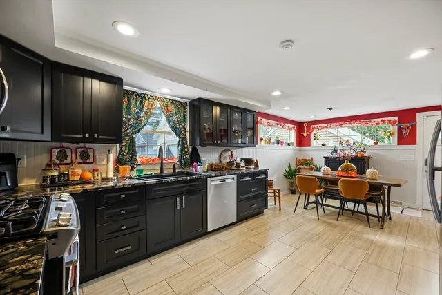 $340,000 | 83 Oklahoma Street, Springfield, MA 01104